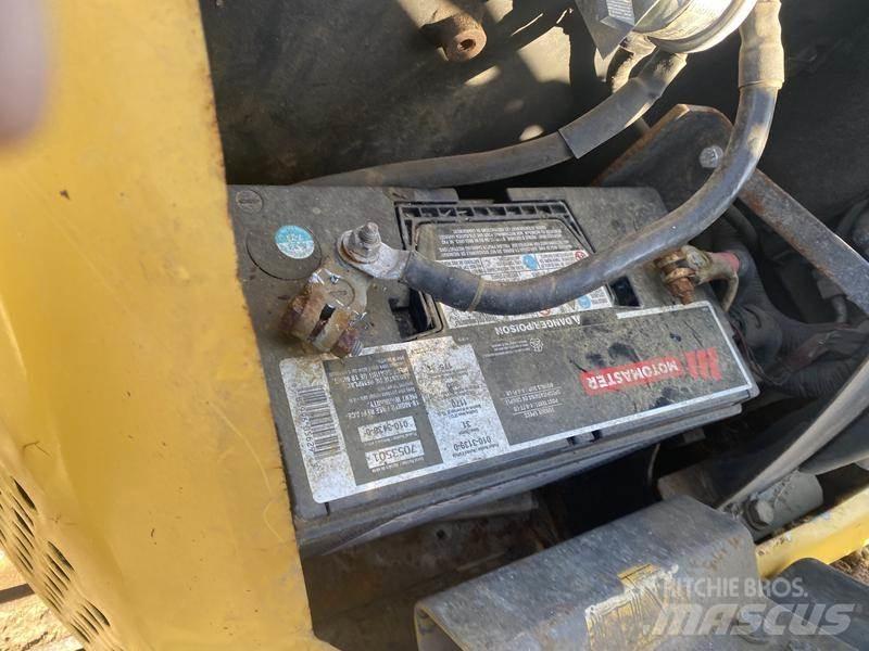 Komatsu PC55MR2 Telakaivukoneet