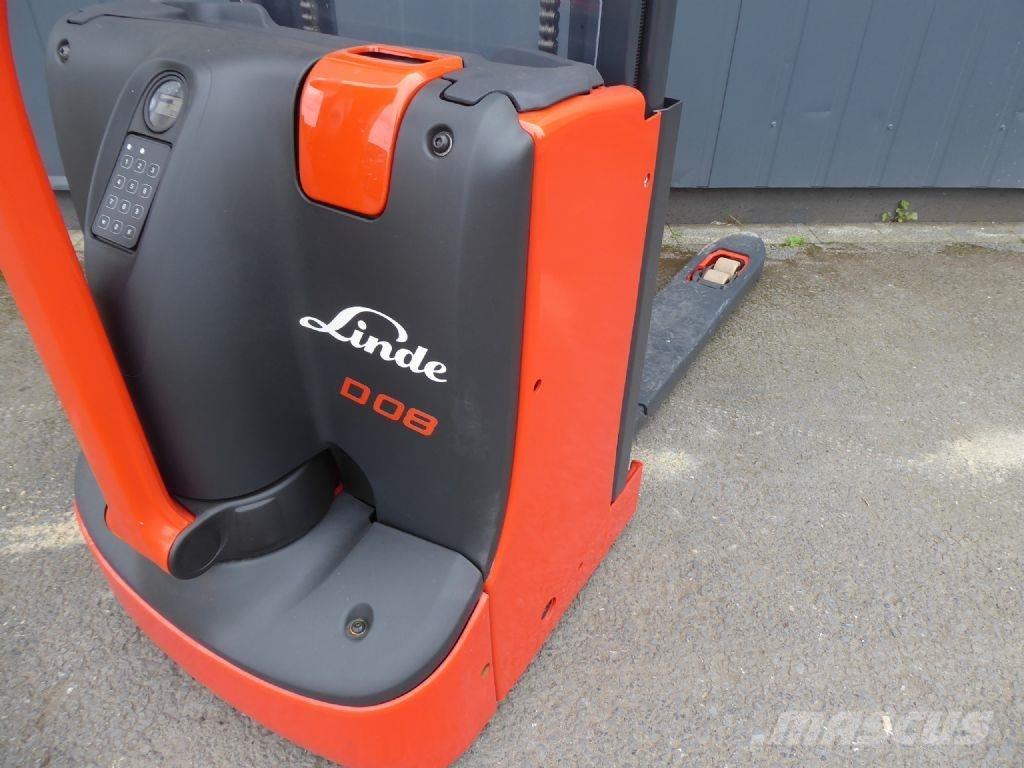 Linde D08 Käyden ajettavat pinoamistrukit
