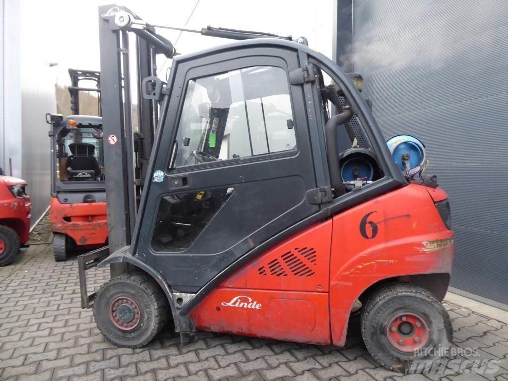 Linde H25T-01 Nestekaasutrukit