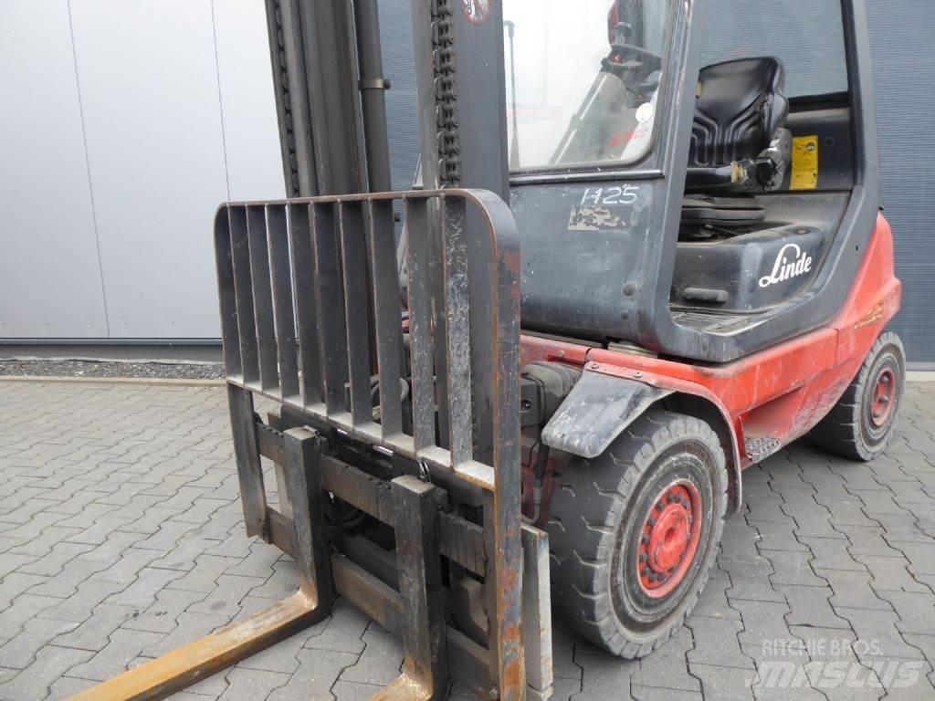 Linde H25T-03 Nestekaasutrukit