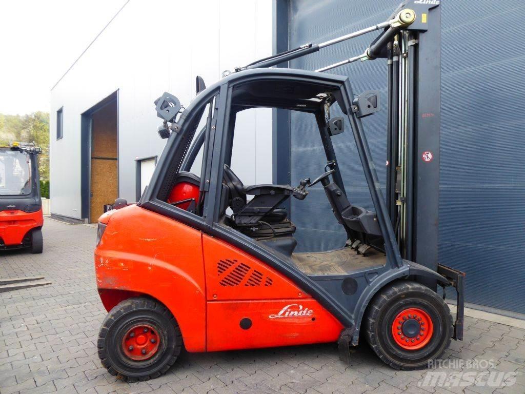 Linde H35T Nestekaasutrukit