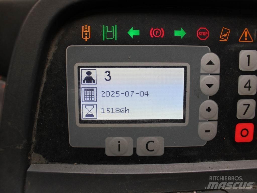 BT RRE 140 Työntömastotrukit