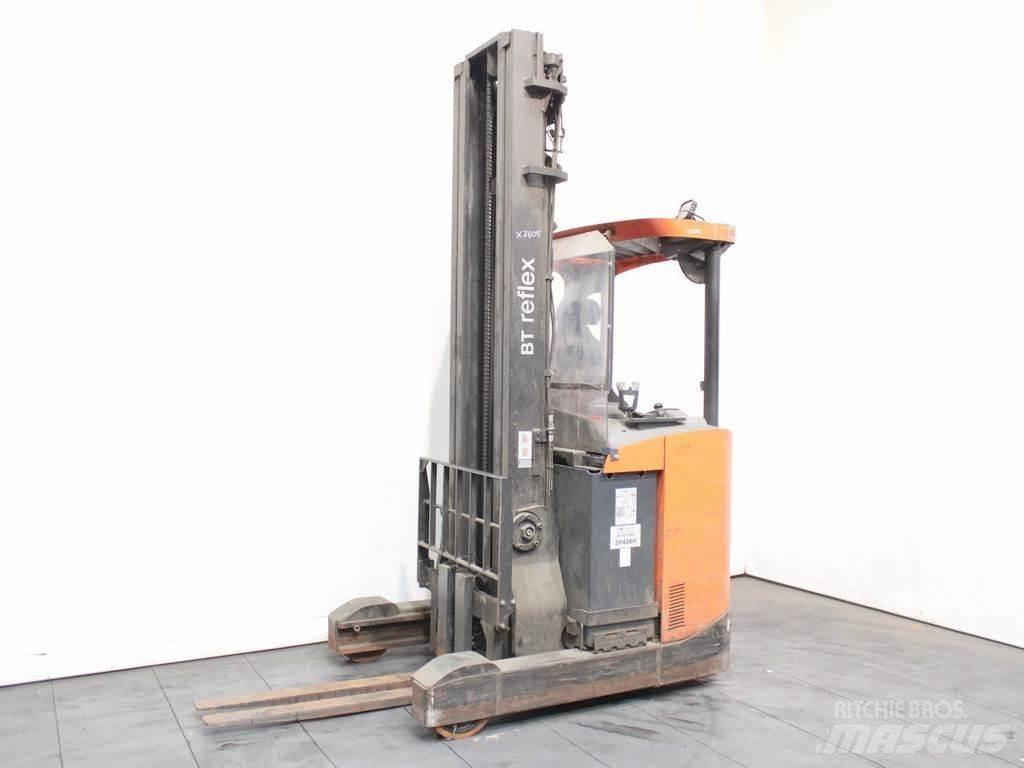 BT RRE 140 Työntömastotrukit