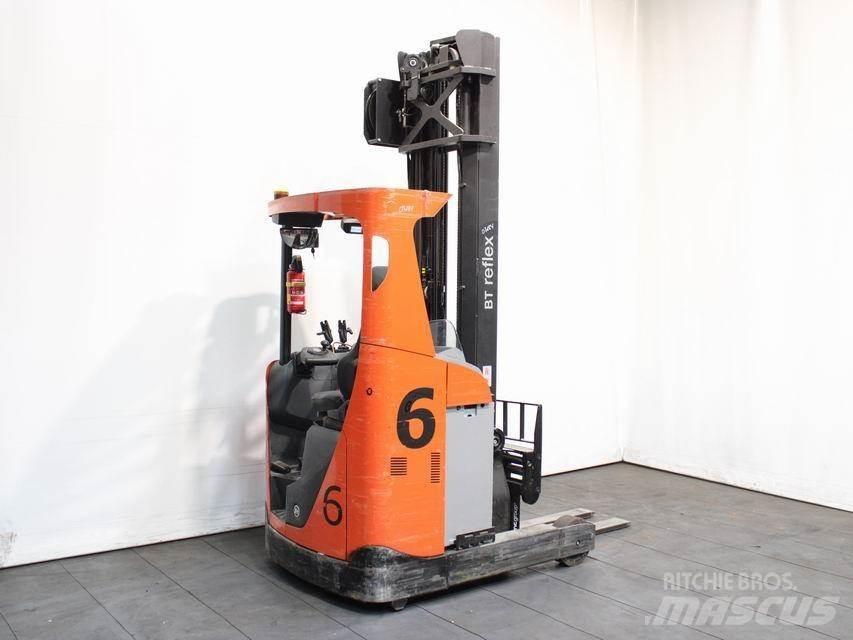 BT RRE 160 Työntömastotrukit