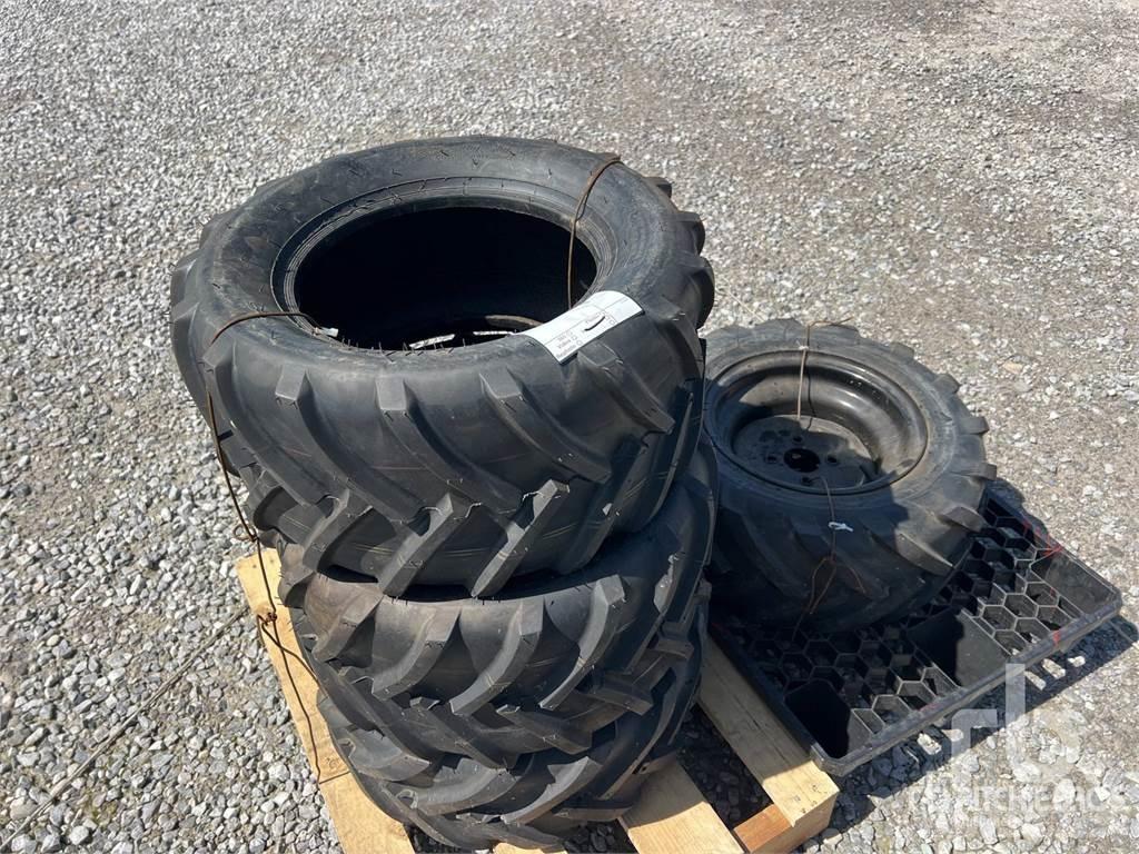  23X10.5X12 Renkaat ja vanteet