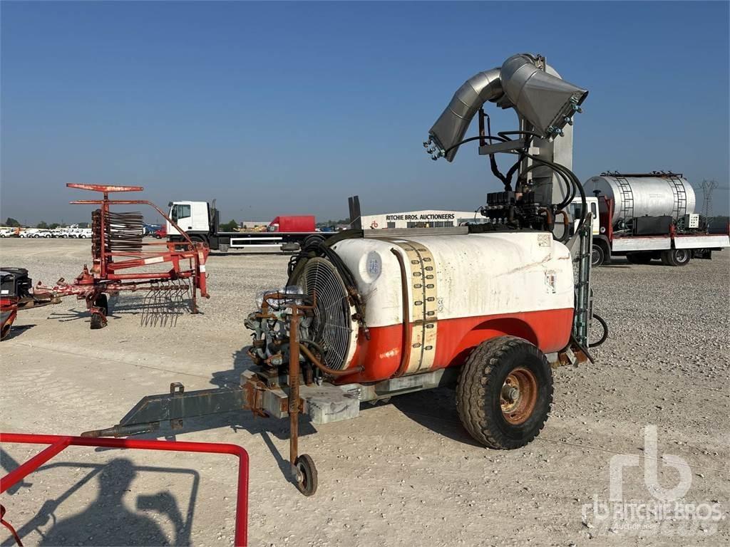  600L Lannoitteenlevittimet