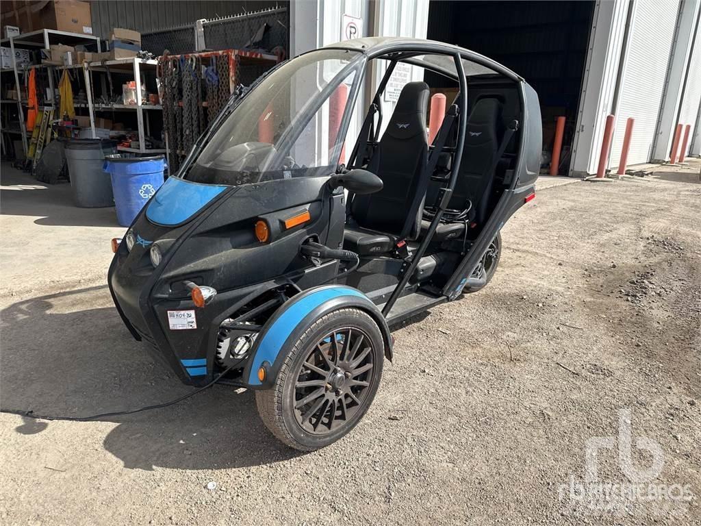  ARCIMOTO EV3 Henkilöautot