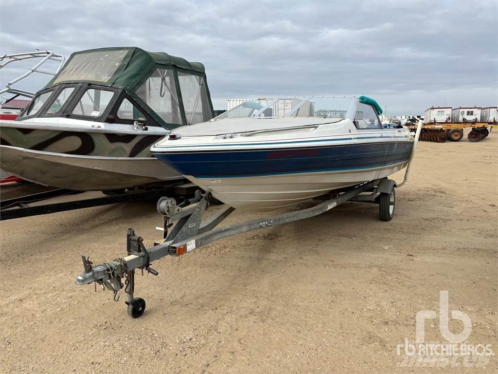  BAYLINER CAPRI Veneet, proomut ja ponttoonit