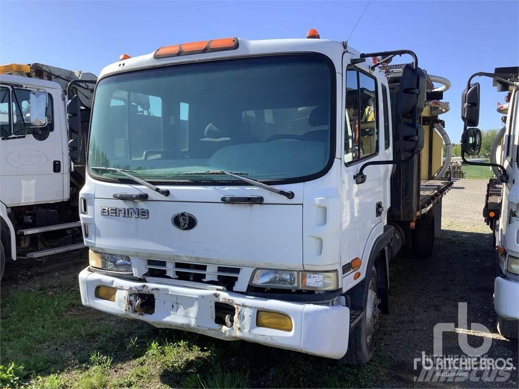 Bering MD26M Tienhoitoautot