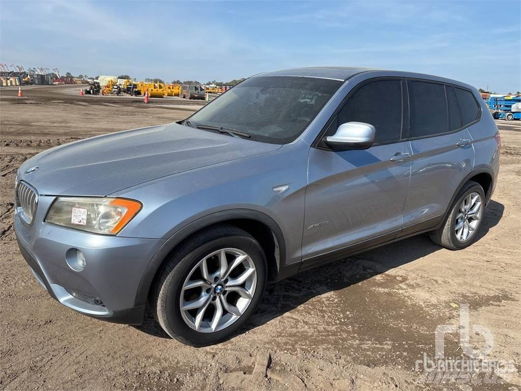 BMW X3 Lava-autot