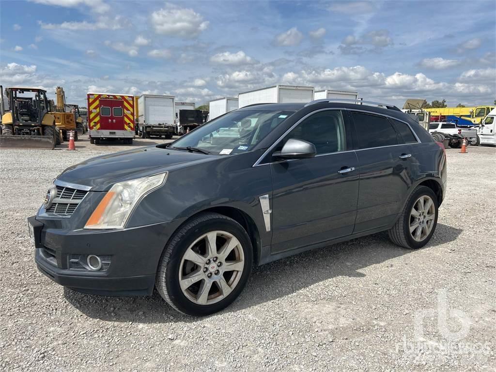 Cadillac SRX Lava-autot