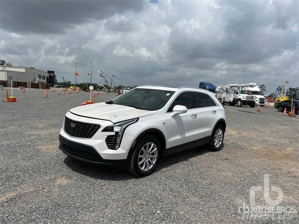 Cadillac XT4 Lava-autot