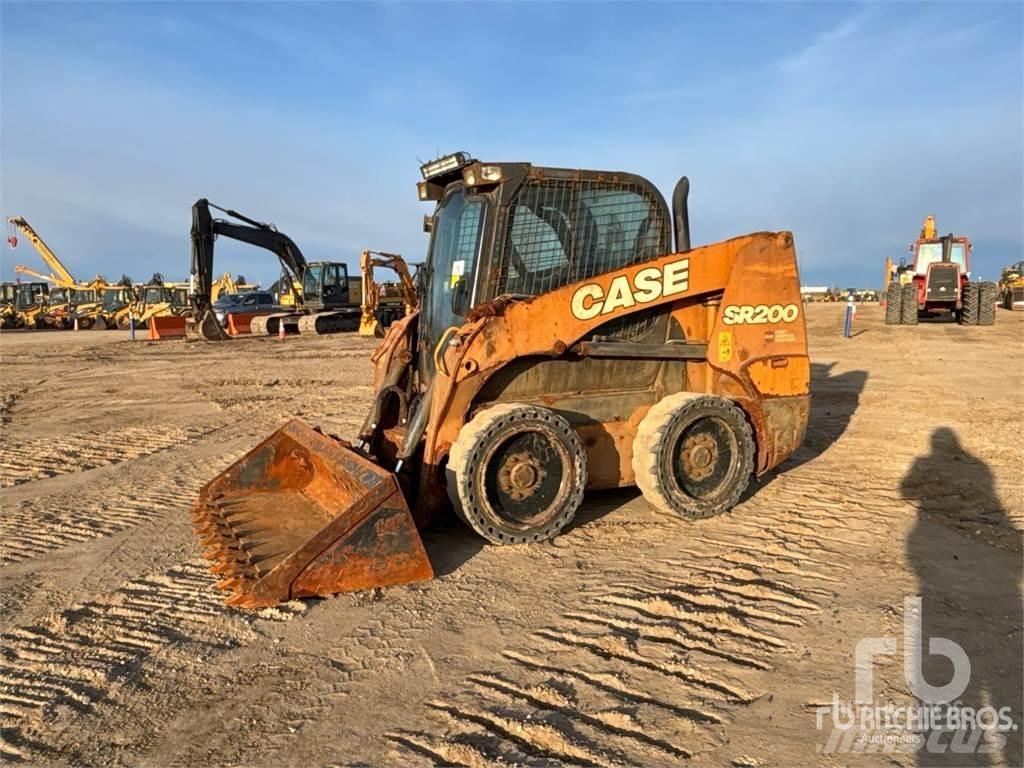 CASE SR200 Liukuohjatut kuormaajat