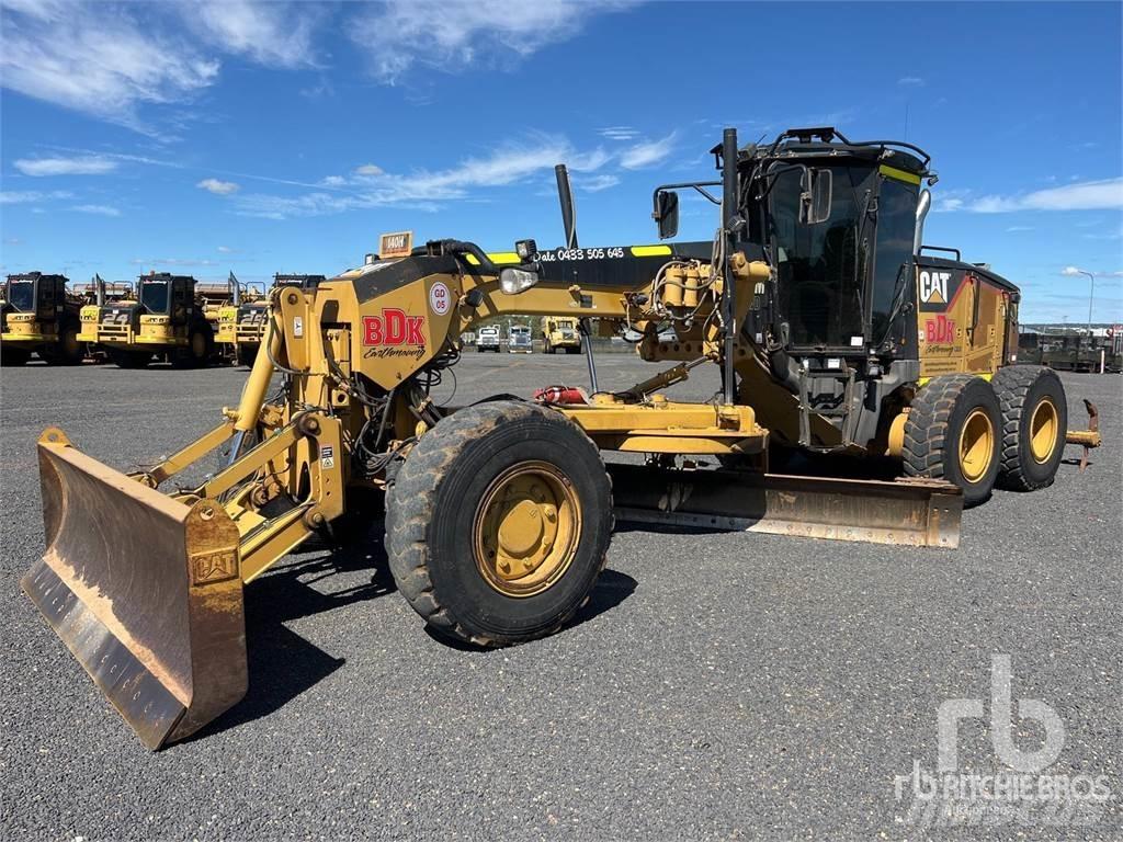 CAT 140M AWD Tiehöylät