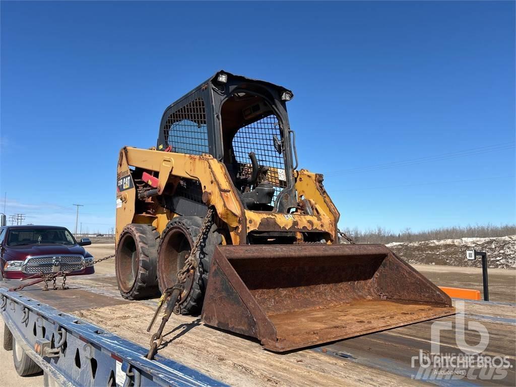 CAT 226D Liukuohjatut kuormaajat