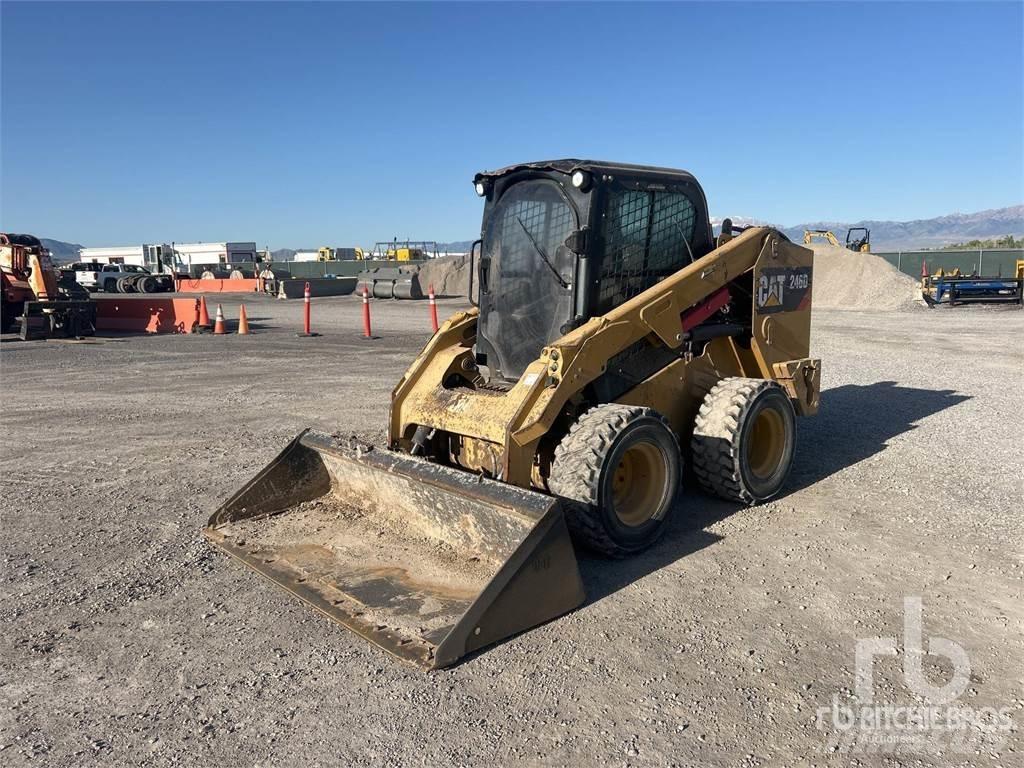 CAT 246D Liukuohjatut kuormaajat