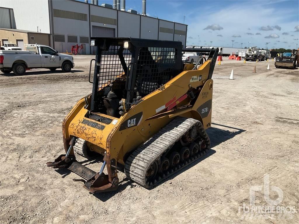 CAT 257B3 Liukuohjatut kuormaajat