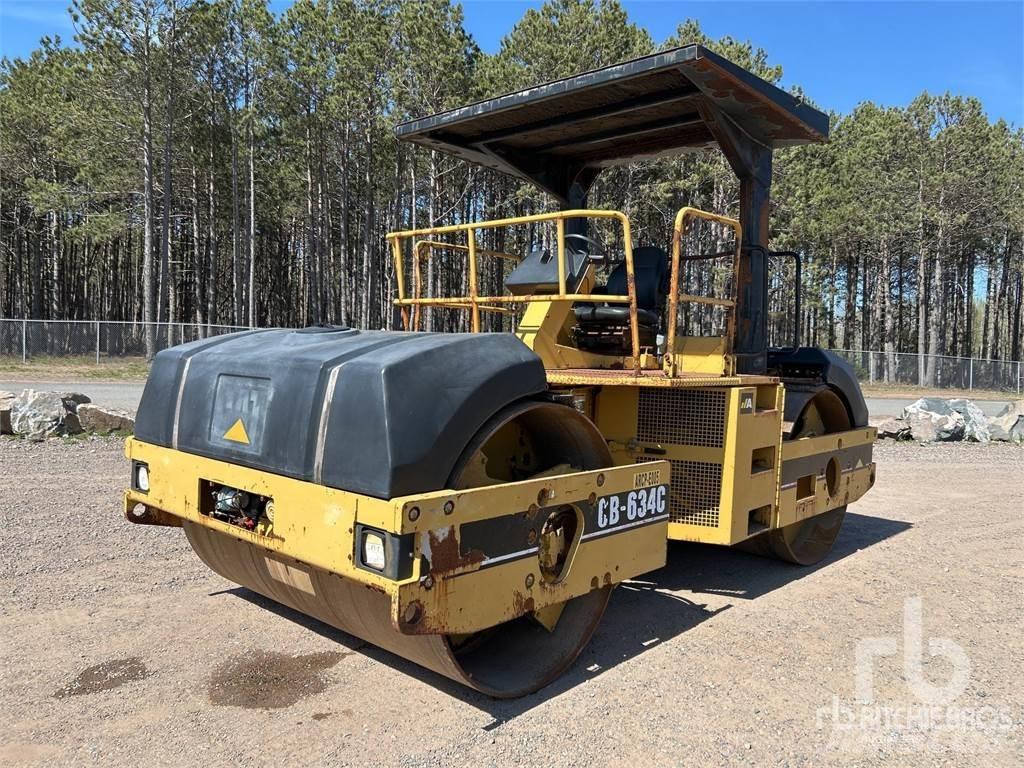 CAT 30 ft Tri/A Tandemjyrät