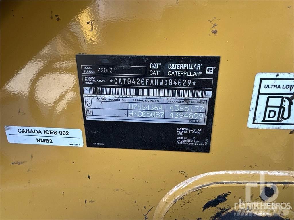 CAT 420F2IT Kaivurikuormaajat