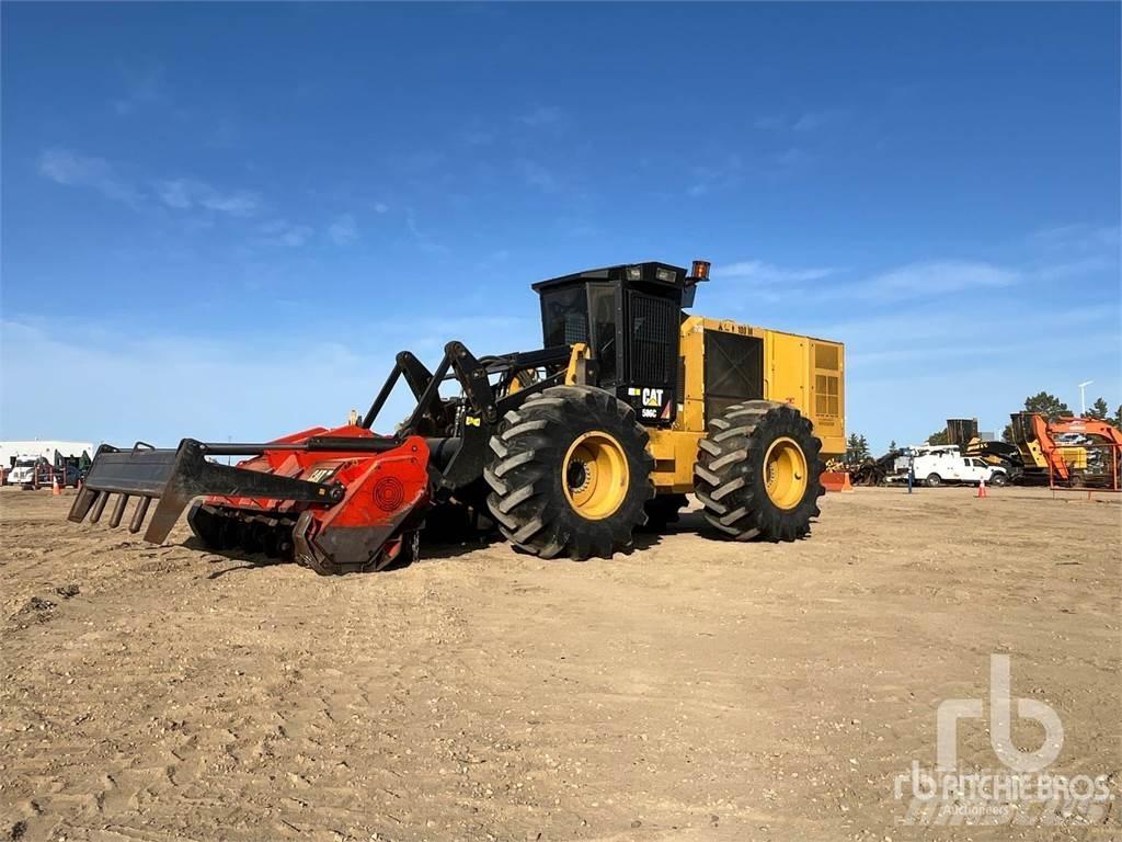 CAT 586C Metsä murskaimet