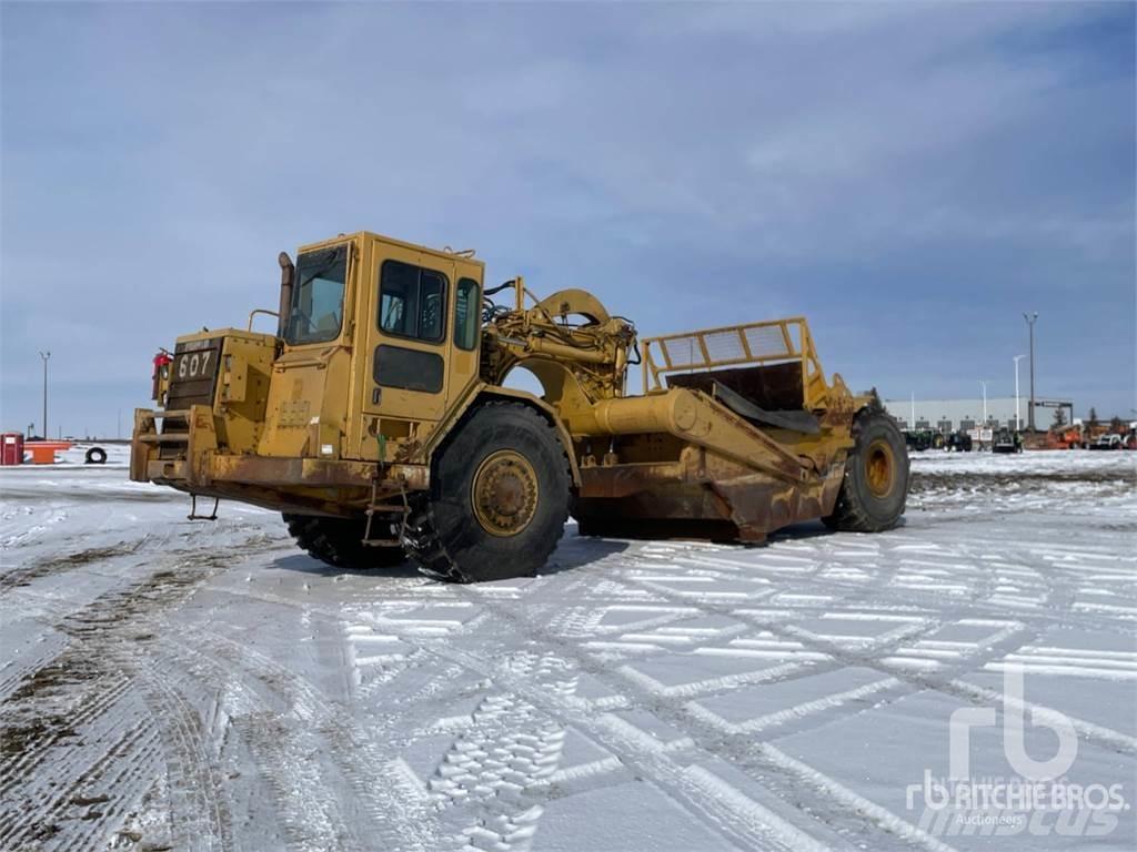 CAT 621F Kaavinvaunut