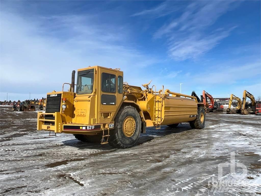 CAT 621F Vesisäiliöautot