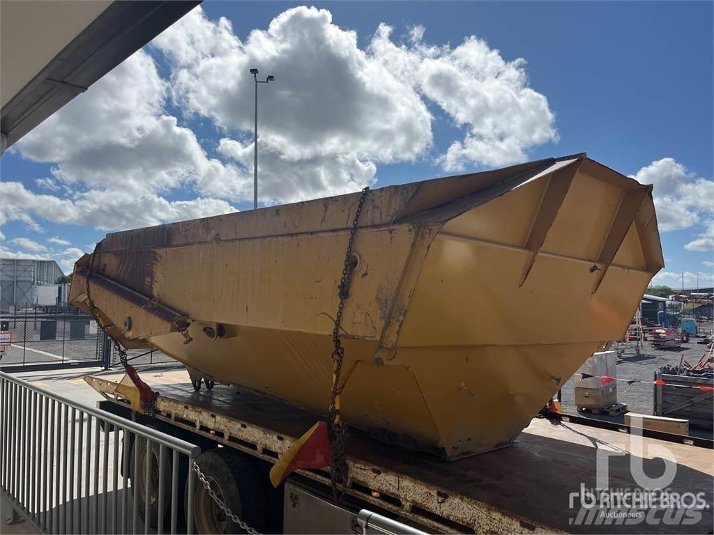 CAT 730C Ohjaamo ja sisusta