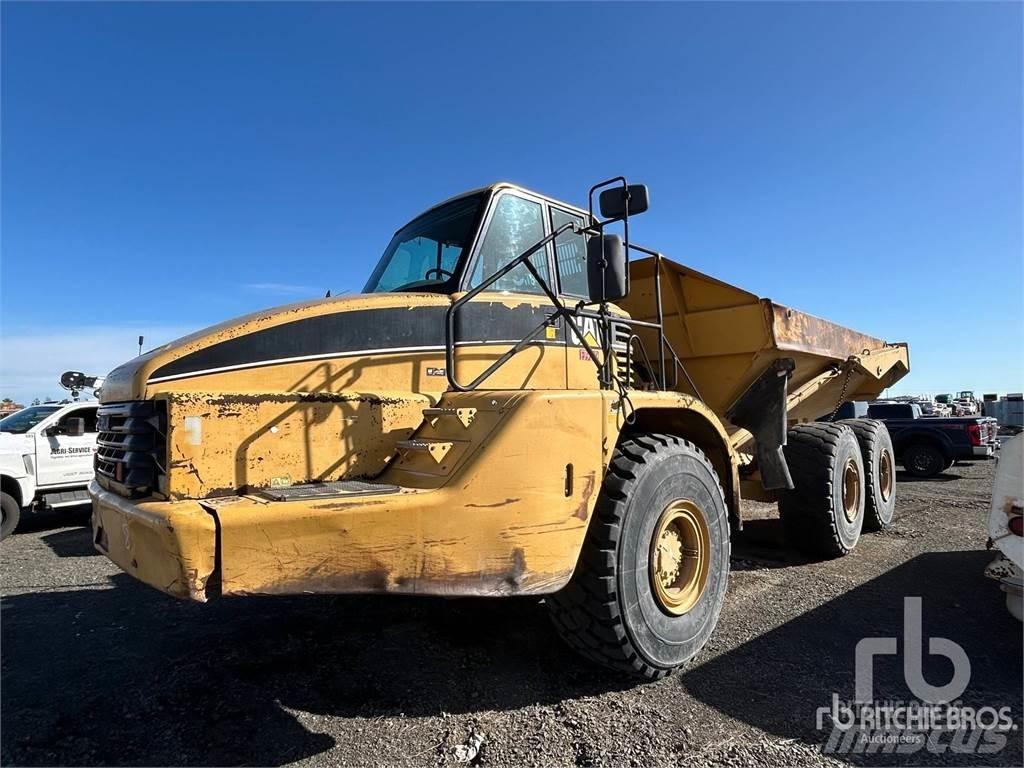 CAT 735 Dumpperit