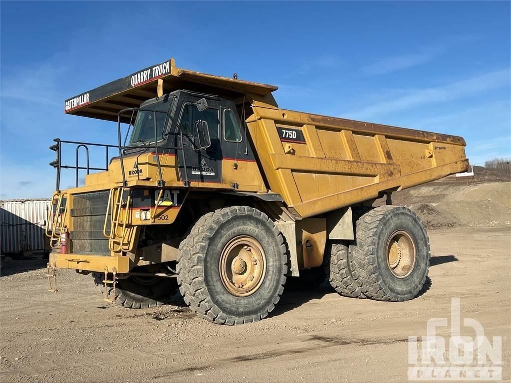 CAT 775D Maansiirtoautot