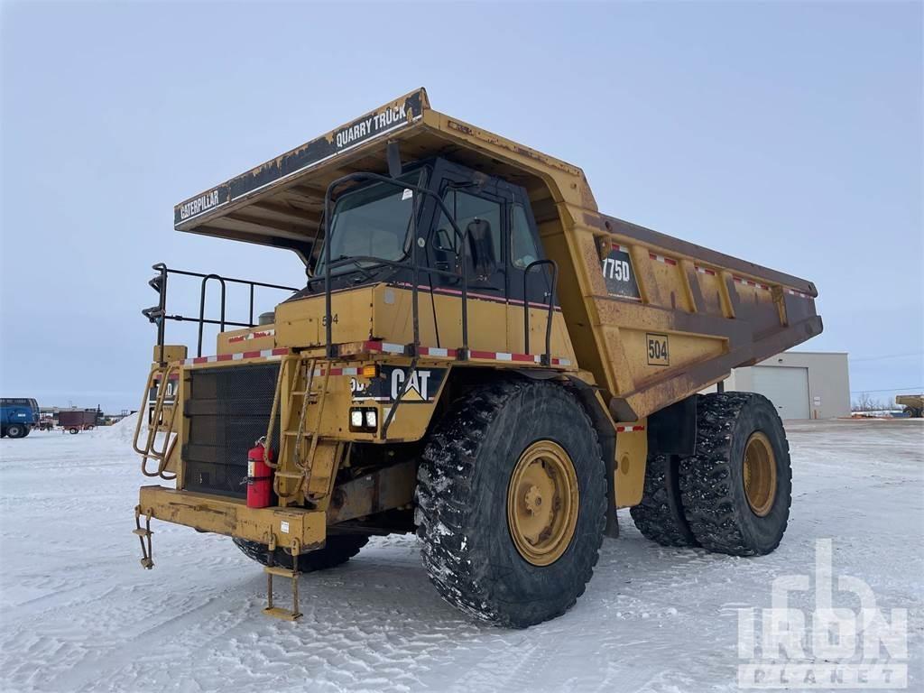 CAT 775D Maansiirtoautot