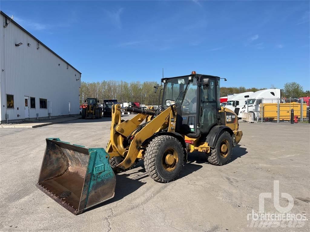 CAT 906M Pyöräkuormaajat