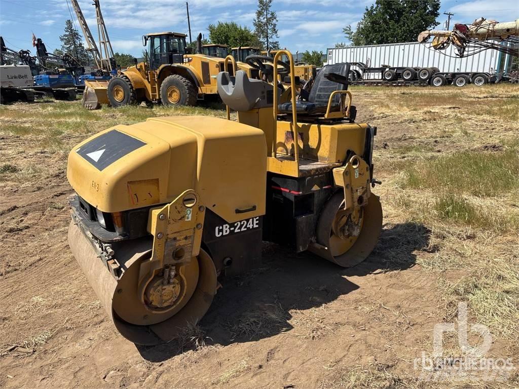 CAT CB224E Tandemjyrät