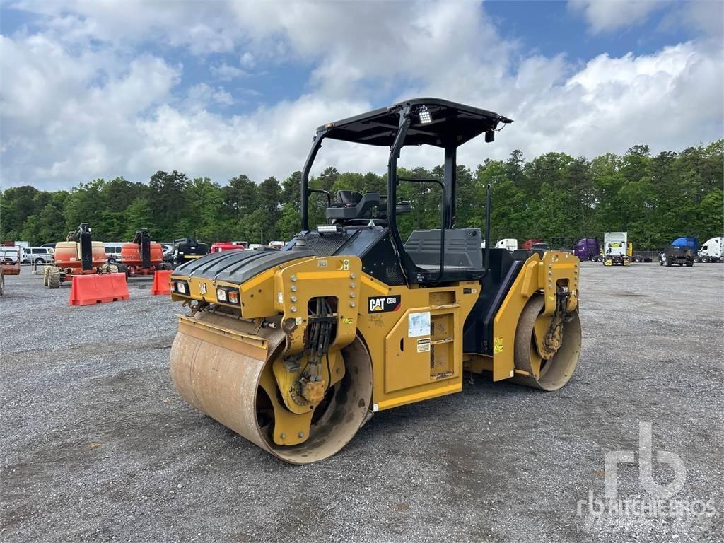 CAT CB8 Tandemjyrät