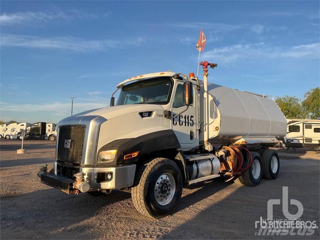 CAT CT660S Vesisäiliöautot