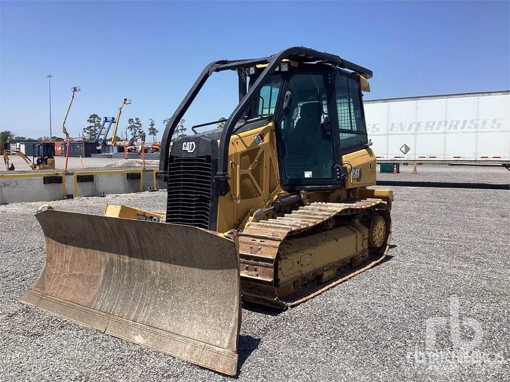 CAT D3 Telaketjupuskutraktorit