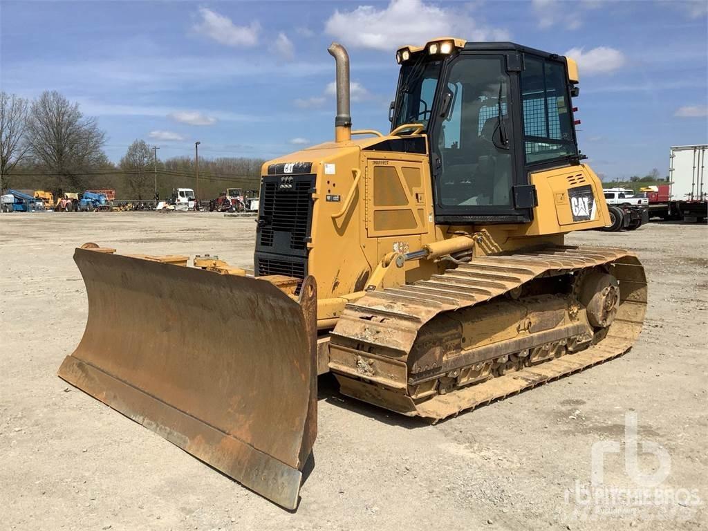 CAT D6K Telaketjupuskutraktorit