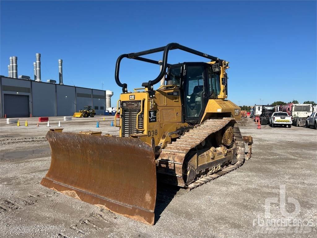 CAT D6N XL Telaketjupuskutraktorit