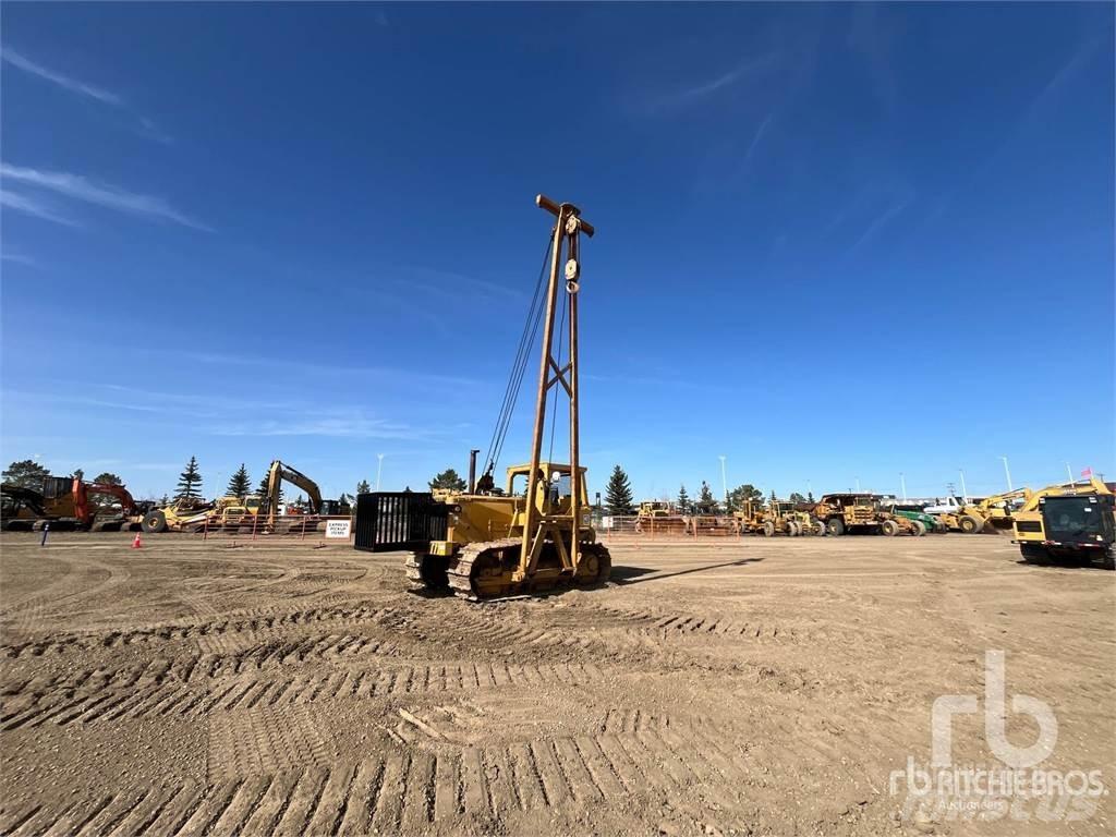 CAT D7G Putkenlaskijat