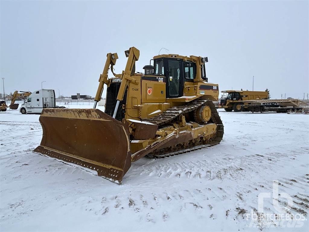 CAT D8R Telaketjupuskutraktorit