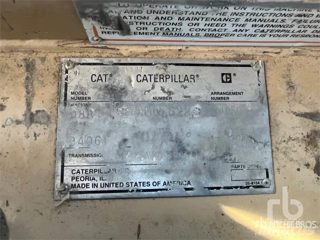 CAT D8R Telaketjupuskutraktorit