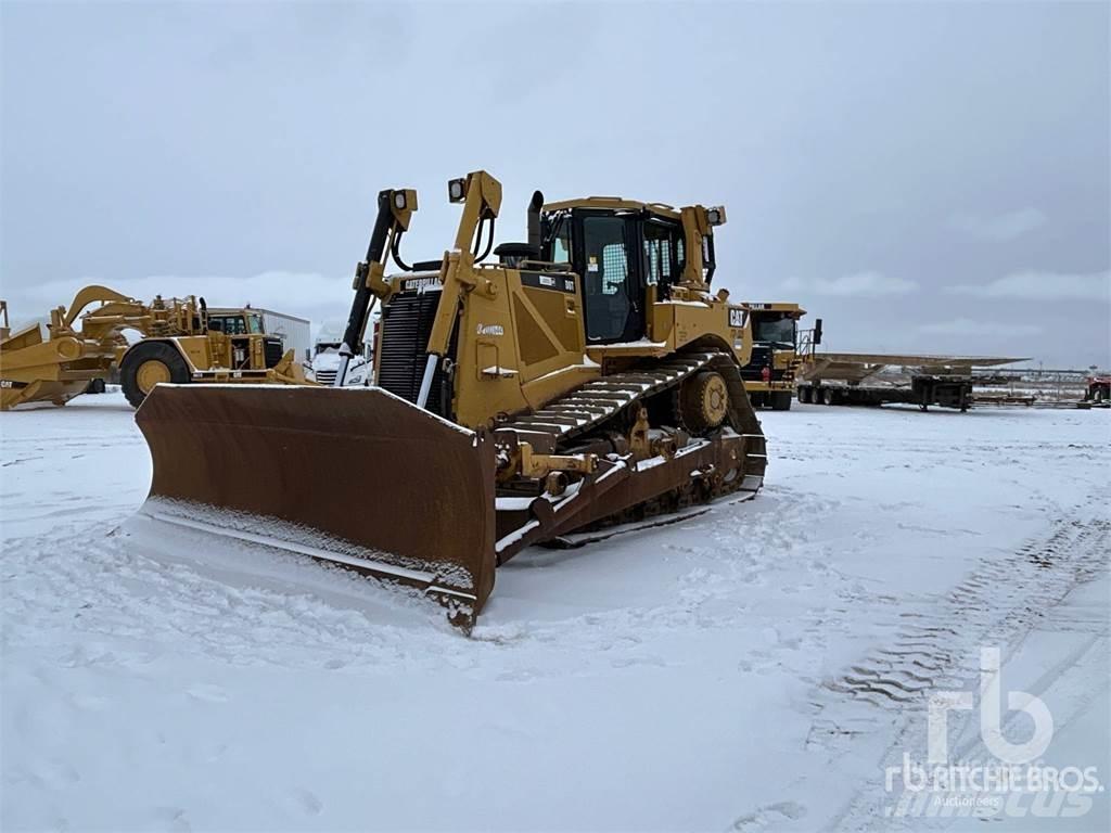 CAT D8T Telaketjupuskutraktorit