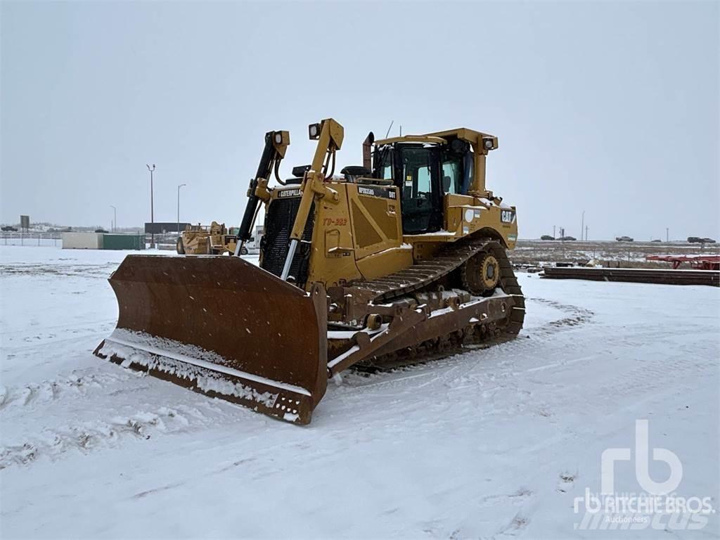 CAT D8T Telaketjupuskutraktorit