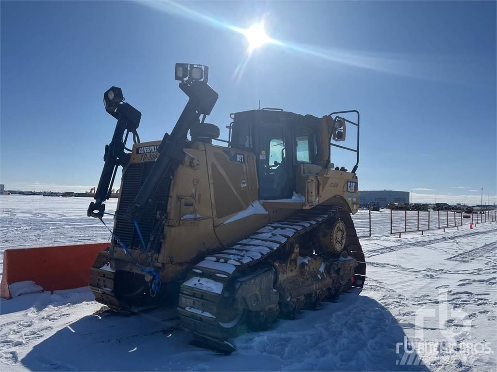 CAT D8T Telaketjupuskutraktorit