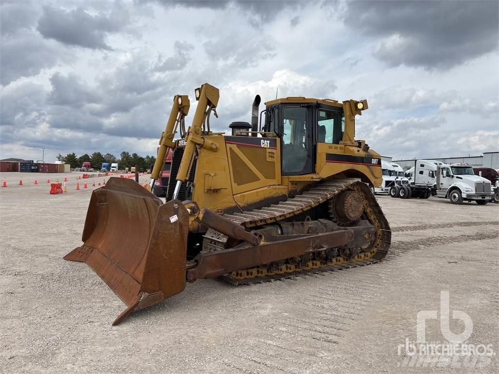 CAT D8T Telaketjupuskutraktorit