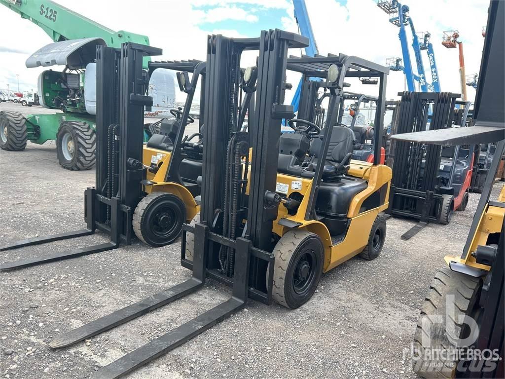 CAT DP25N Dieseltrukit