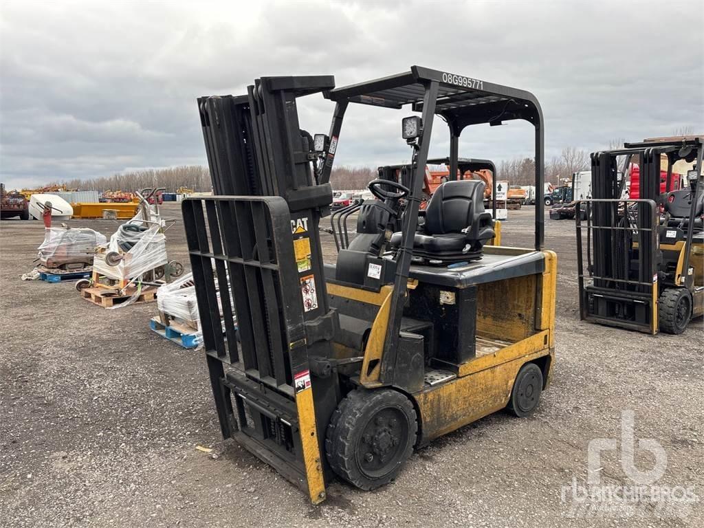 CAT EX4000 Sähkötrukit