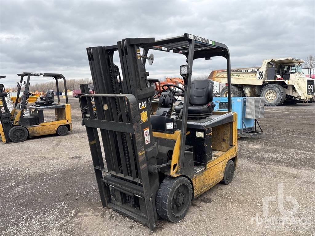 CAT EX4000 Sähkötrukit