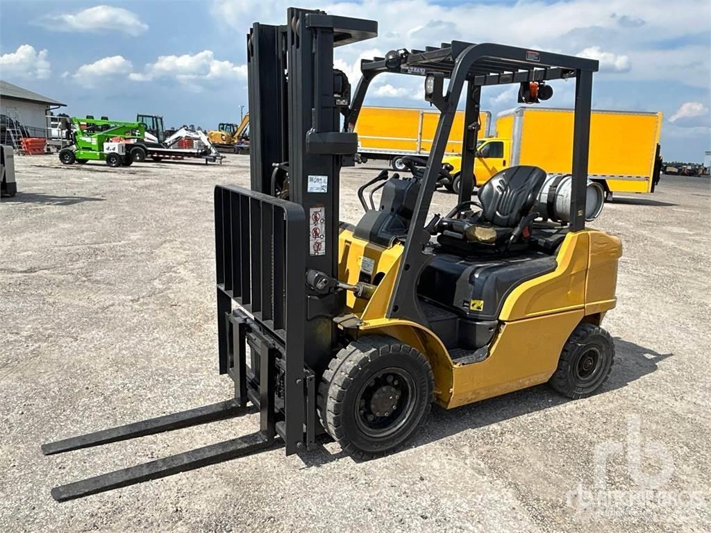 CAT GP25N Dieseltrukit