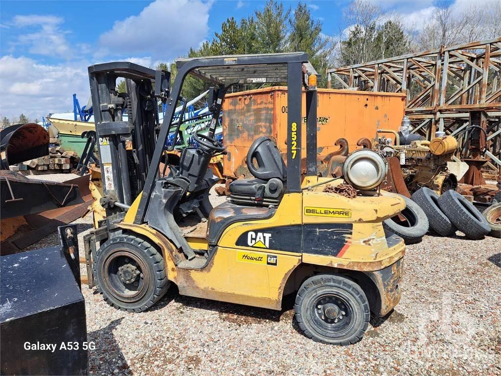 CAT GP30N5 Dieseltrukit