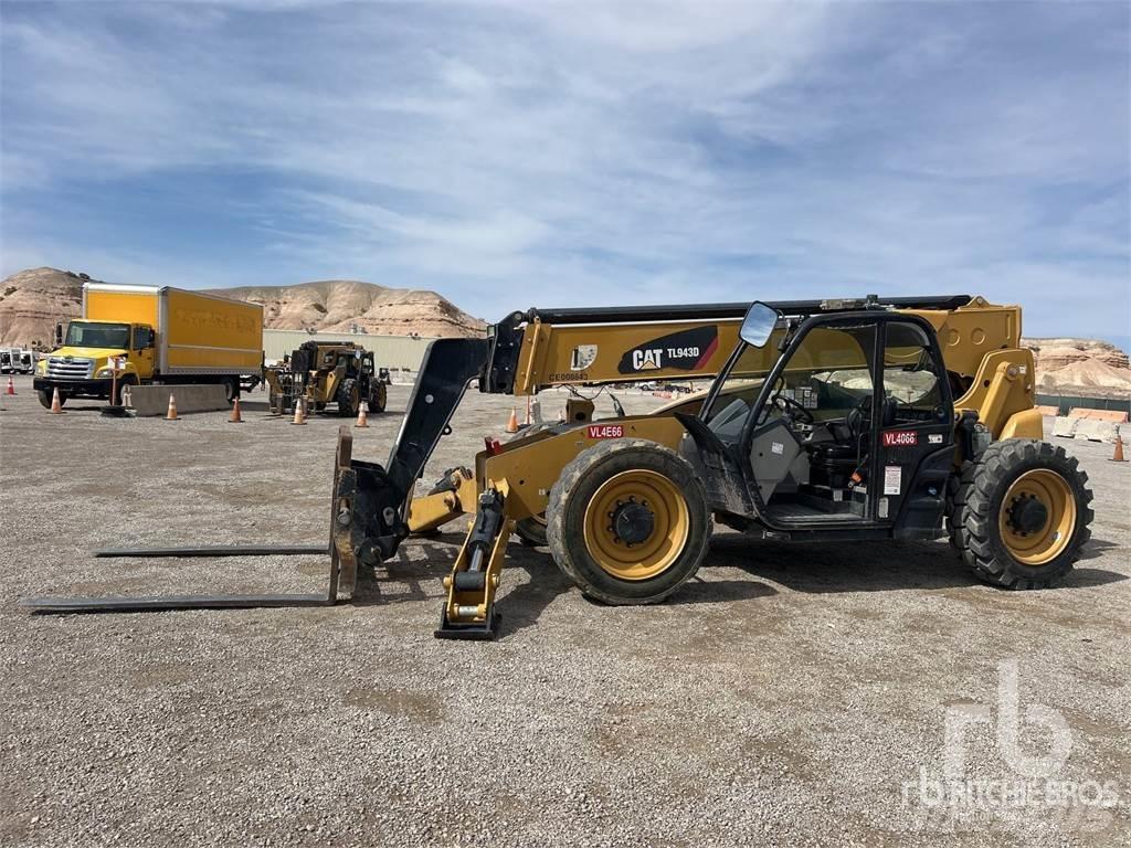 CAT TL943D Kurottajat